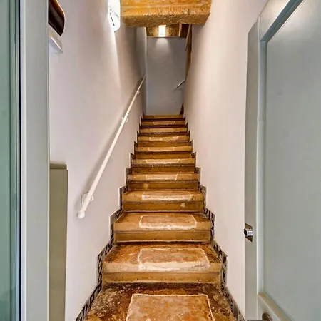 33 Sally Port Apartment Valletta