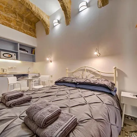 33 Sally Port Appartement *